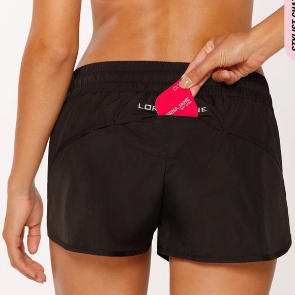 Lorna Jane Original Run Shorts black XS - Picture 3 of 11